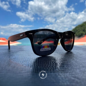 Malibu – Preto / Madeira Natural / Lente Preta